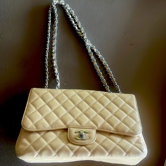 Chanel Beige Quilted Caviar Leather Bag - Picture 6 of 6
